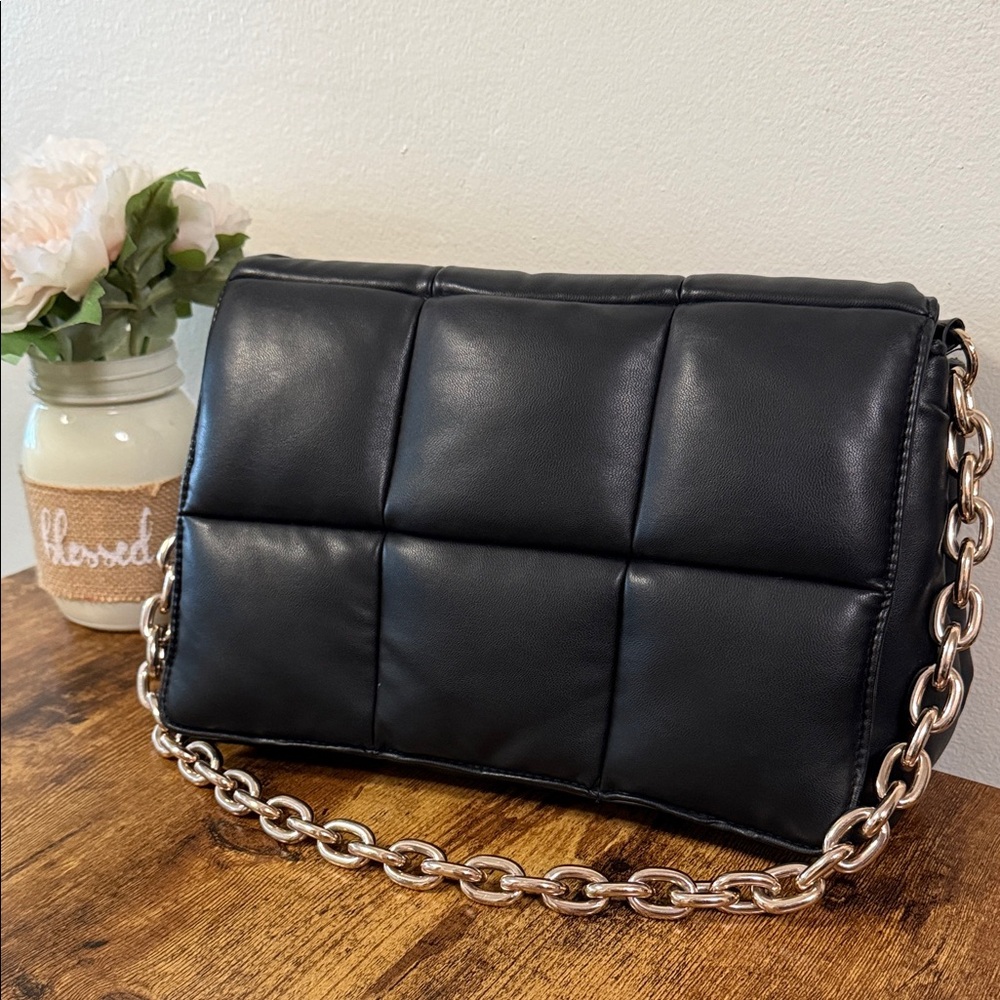 Chain Shoulder Bag